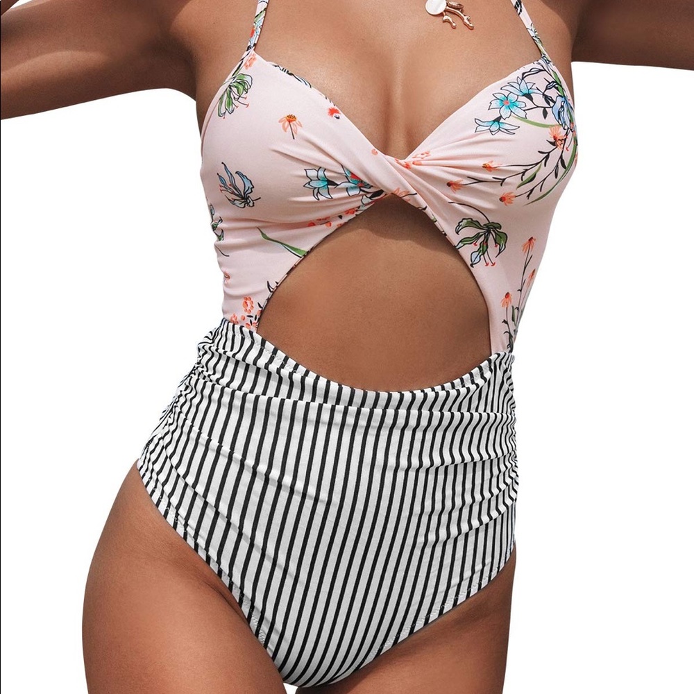 🍍CUPSHE ONE PIECE BATHING SUIT W/ SELF-TIE HALTER, CHEEKY CUT ON THE TUMMY